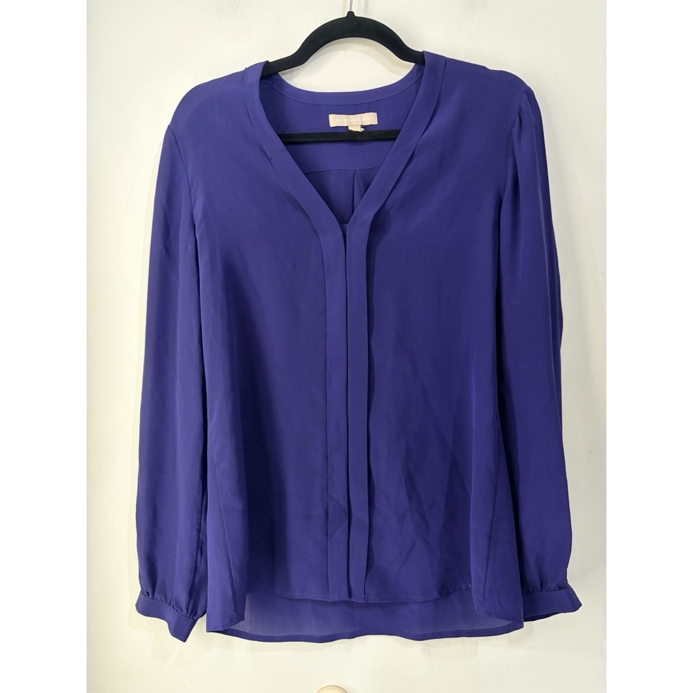 Banana Republic 100% Silk Button Front Blouse Women's 6 Blue‎ Long Sleeve